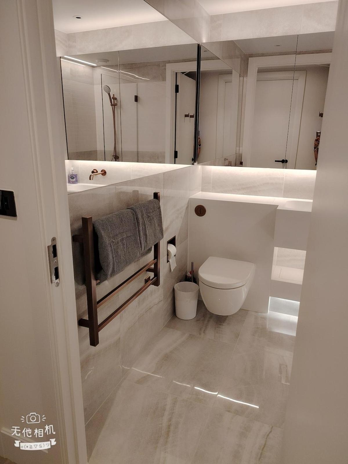 Spacious 1 Bedroom Flat By Westfield Centre London